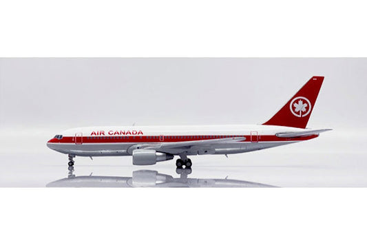 Air Canada B767-200 C-GAUN "Gimli Glider"