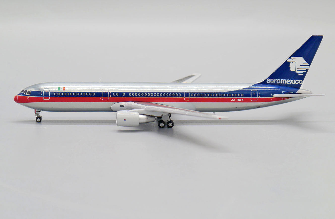 1/400 Aeromexico B767-300ER XA-RWX