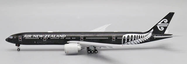 1/400 Air New Zealand B777-300ER ZK-OKQ "All Blacks"