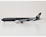 1/400 Air New Zealand B777-300ER ZK-OKQ "All Blacks" (Flaps Down)