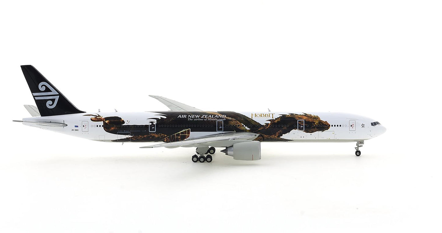 1/400 Air New Zealand 777-300ER Smaug