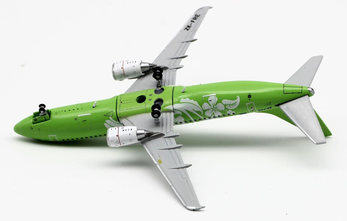 1/400 Air New Zealand Holidays B737-300 ZK-FRE