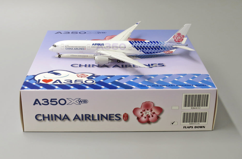 1/400 China Airlines A350-900XWB Carbon Fibre Flaps Down B-18918