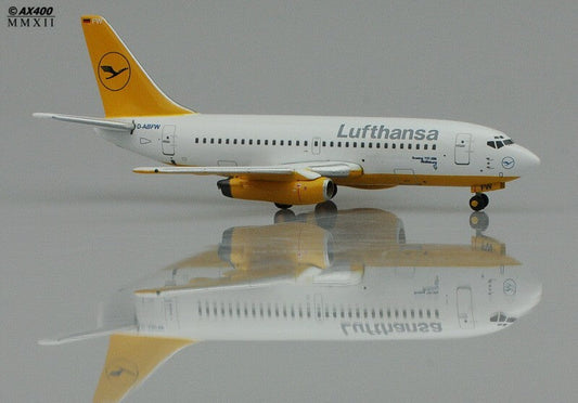 1/400 B737-200 DLH (Experiemental Liv.)