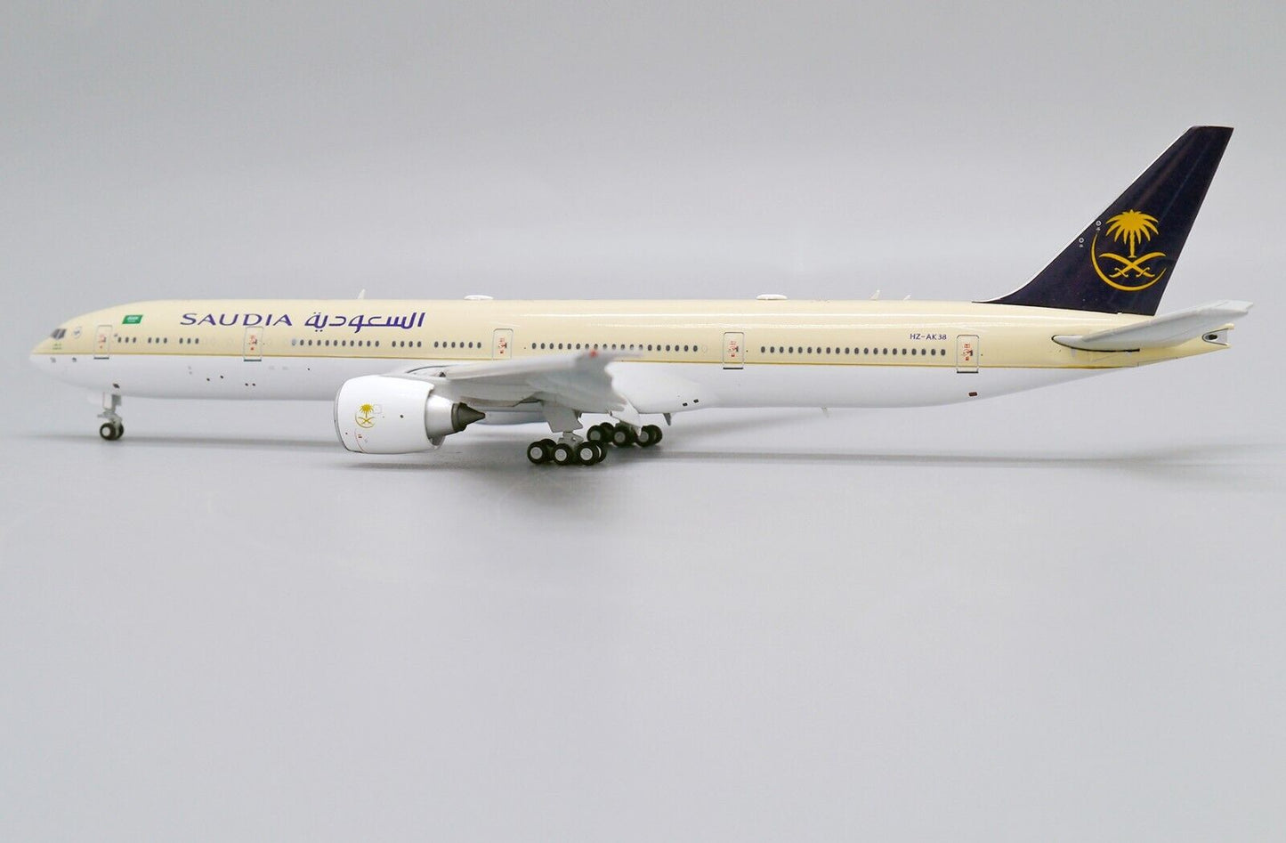 Saudia B777-300ER HZ-AK38 (Flaps Down)