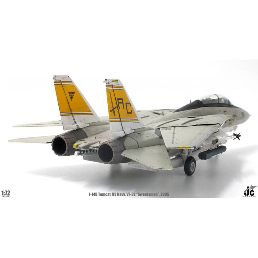 1/72 F-14B US. Navy VF-32 Swordsmen