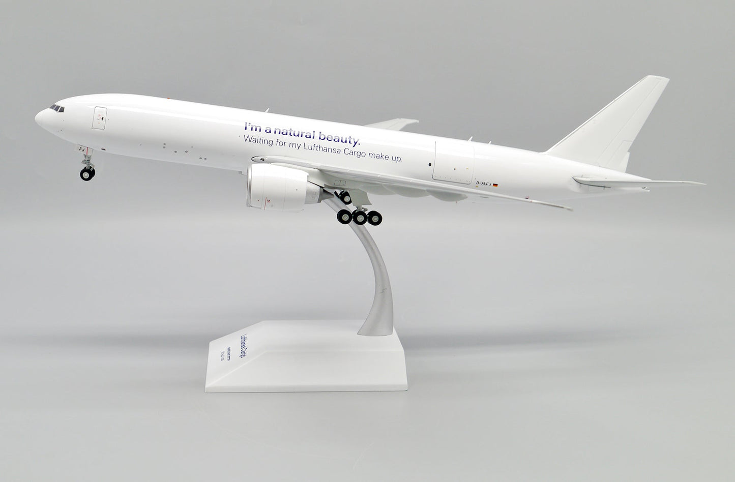 "1/200 Lufthansa Cargo B777F D-ALFJ ""National Beauty"""