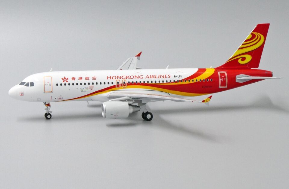 1/200 Hong Kong Airlines Airbus A320 Reg: B-LPI with Stand