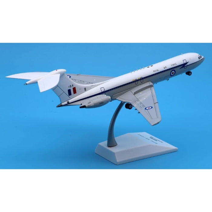 1/200 Royal Air Force Vickers VC10 C1K Reg: XV104 with Stand