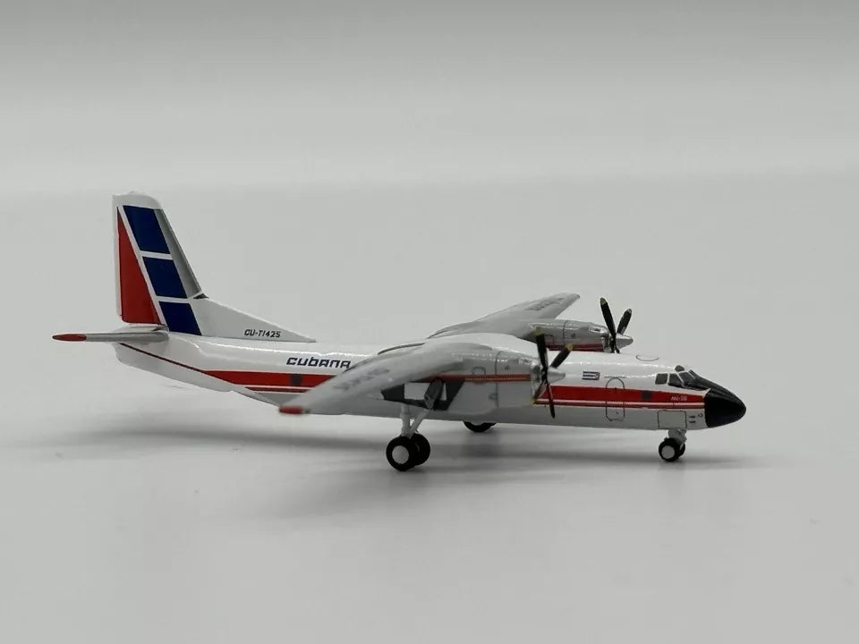 1/400 Cubana Antonov An-26 "OC" Reg: CU-T1425