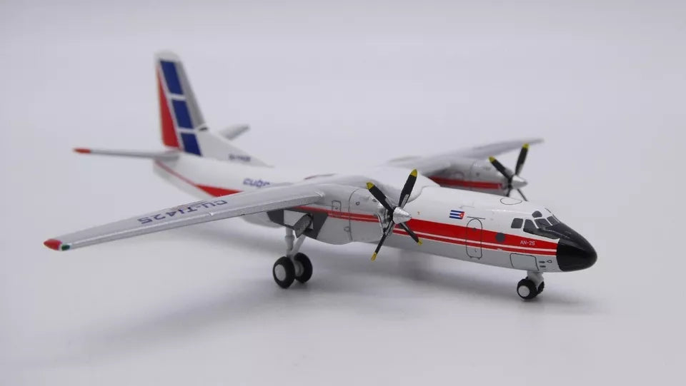 1/400 Cubana Antonov An-26 "OC" Reg: CU-T1425