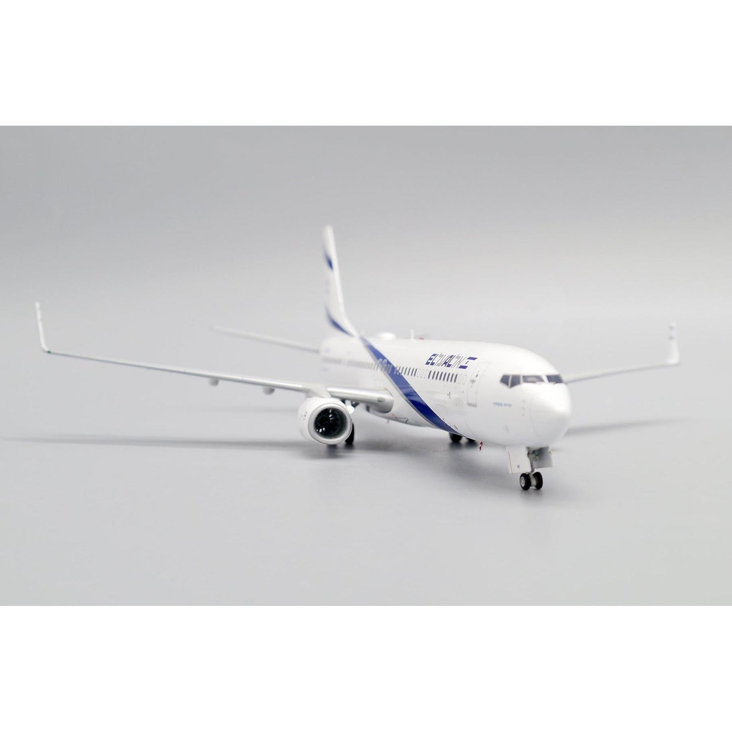 1/200 El Al Israel Airlines Boeing 737-900ER Reg: 4X-EHH with Stand