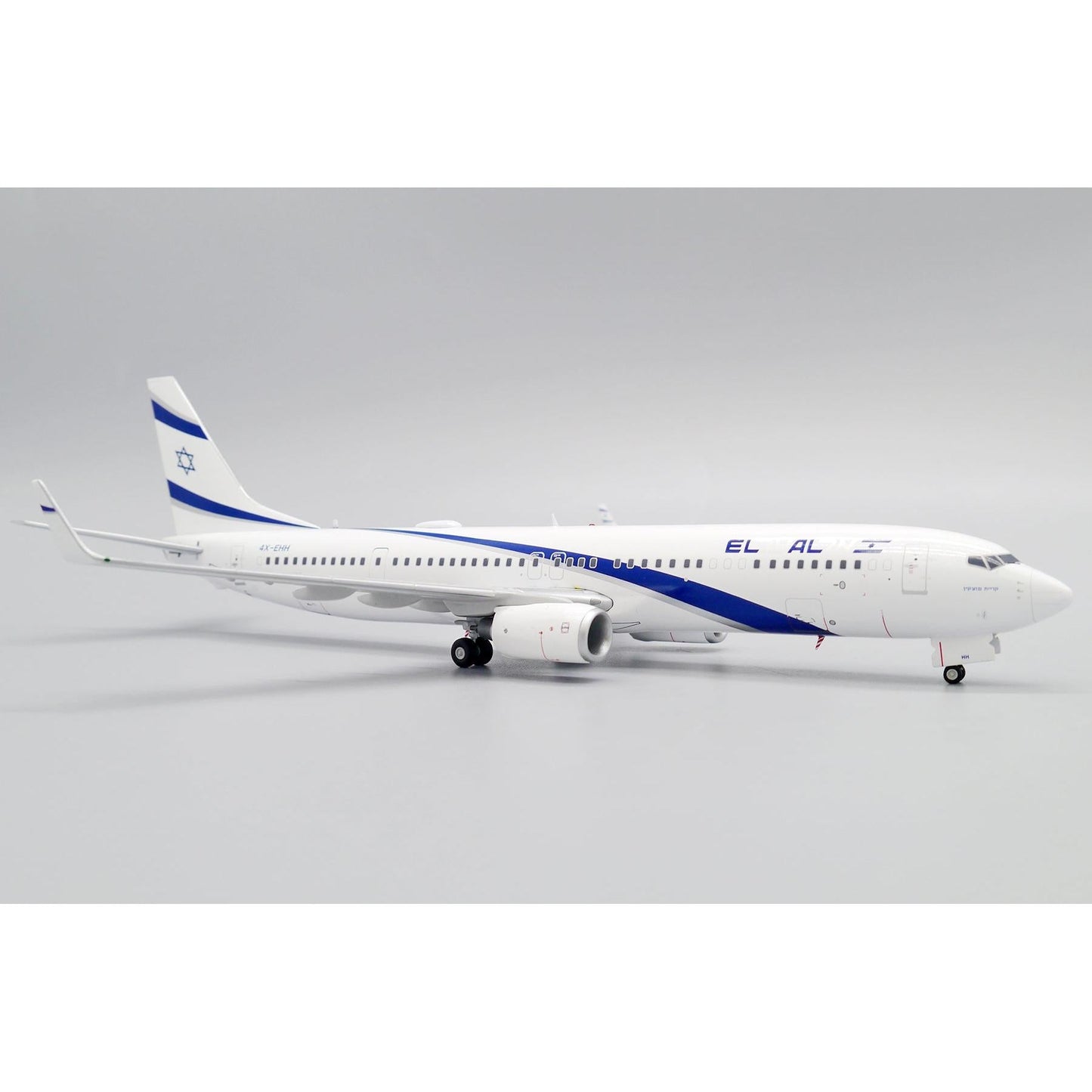 1/200 El Al Israel Airlines Boeing 737-900ER Reg: 4X-EHH with Stand