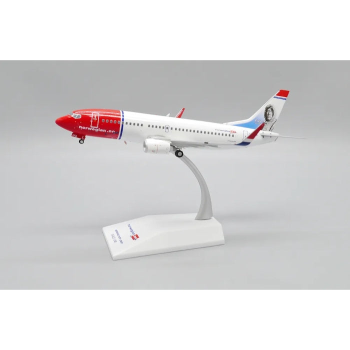 1/200 Norwegian Air Shuttle Boeing 737-300 "Roald Amundsen" Reg: LN-KHA with Stand