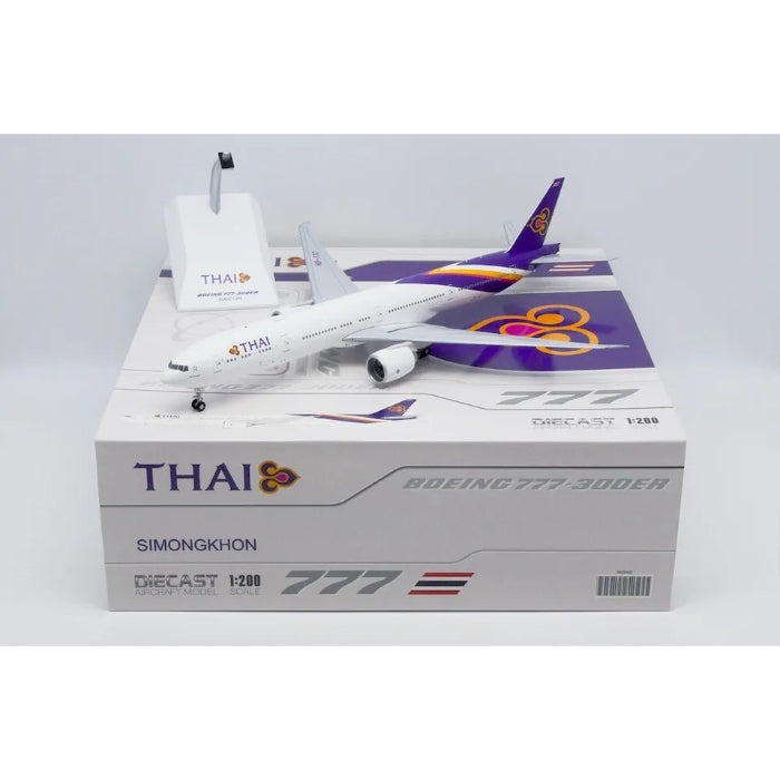 1/200 Thai Aiways Boeing 777-300ER Reg: HS-TTC with Stand