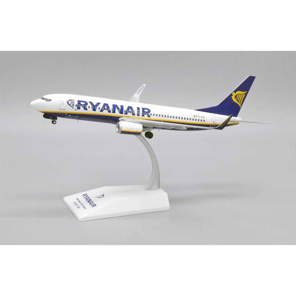 1/200 Ryanair Boeing 737-800 Reg: EI-EBI with Stand