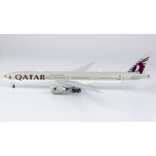 1/400 Qatar Airways Boeing 777-300ER "25 Years of Excellence" Reg: A7-BEE "Flaps Down" with Antenna