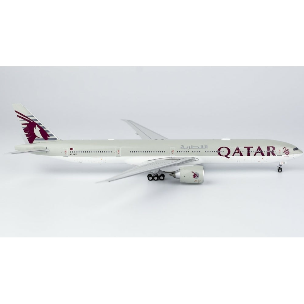 1/400 Qatar Airways Boeing 777-300ER "25 Years of Excellence" Reg: A7-BEE "Flaps Down" with Antenna