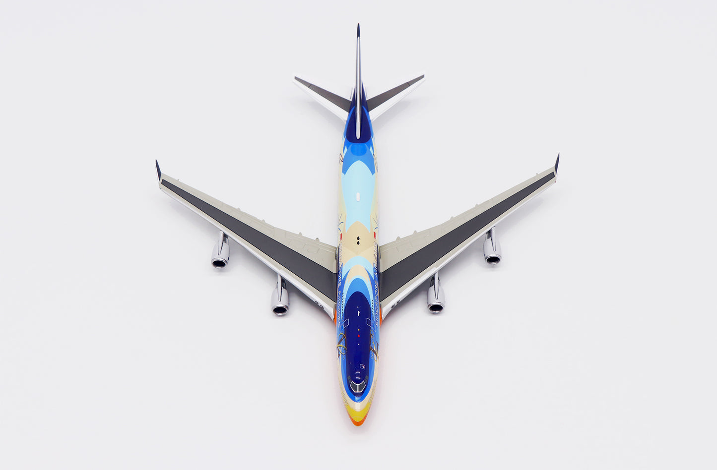 1/400 Singapore Airlines Boeing 747-400 "Tropical" Reg: 9V-SPK with Antenna