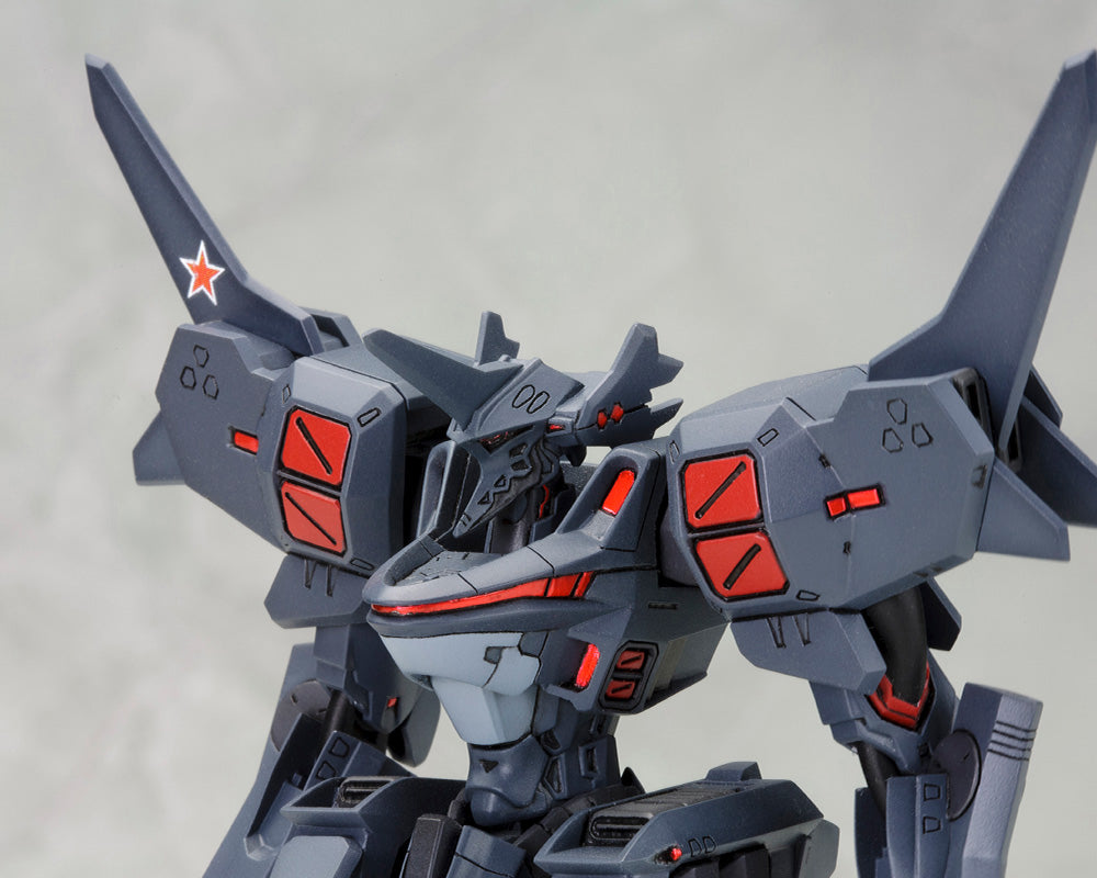 1/144 MUV-LUV ALTERNATIVE TOTAL ECLIPSE SU-47E BERKUT PLASTIC MODEL KIT