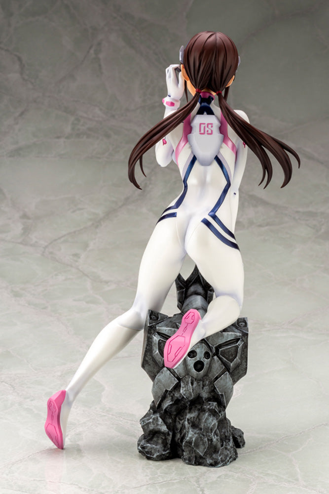 1/6 MARI MAKINAMI ILLUSTRIOUS WHITE PLUGSUIT VER ANI STATUE