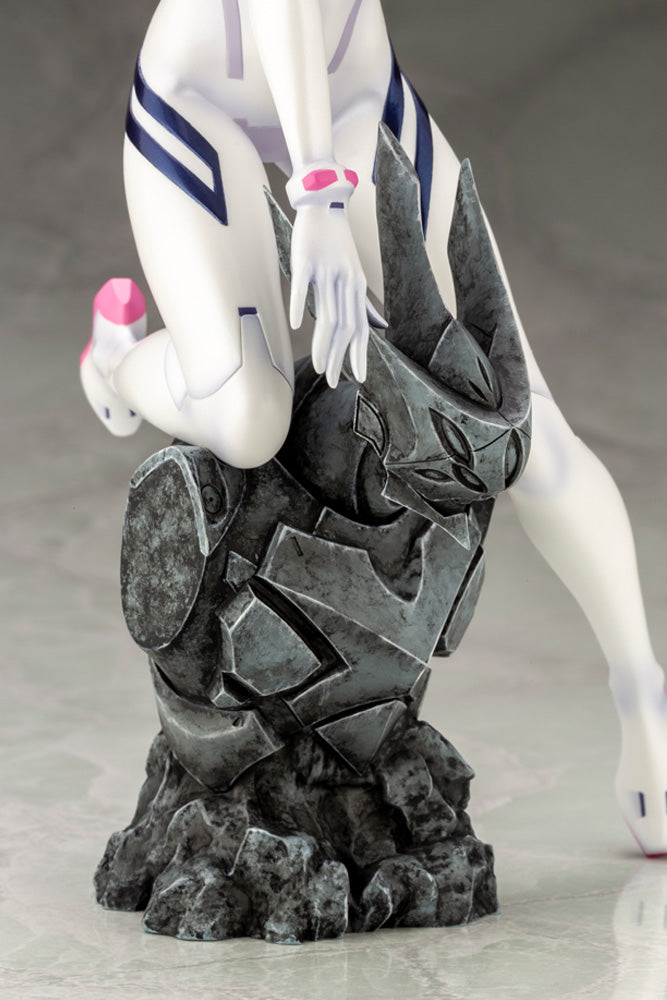 1/6 MARI MAKINAMI ILLUSTRIOUS WHITE PLUGSUIT VER ANI STATUE