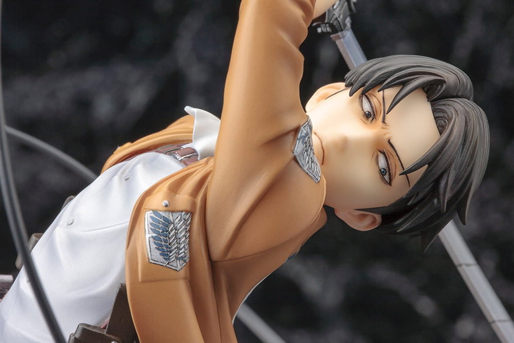 1/8 Attack on Titan Artfx J Levi Renewal Package Ver.