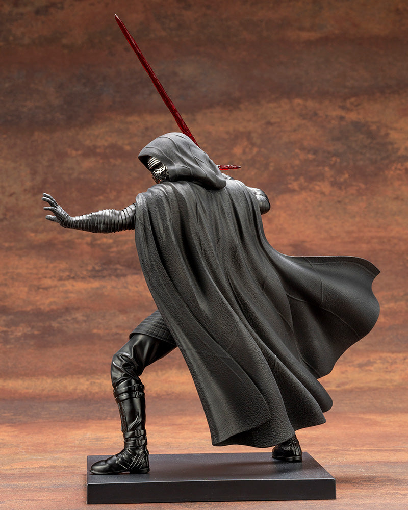 1/10 STAR WARS KYLO REN ARTFX+ STATUE