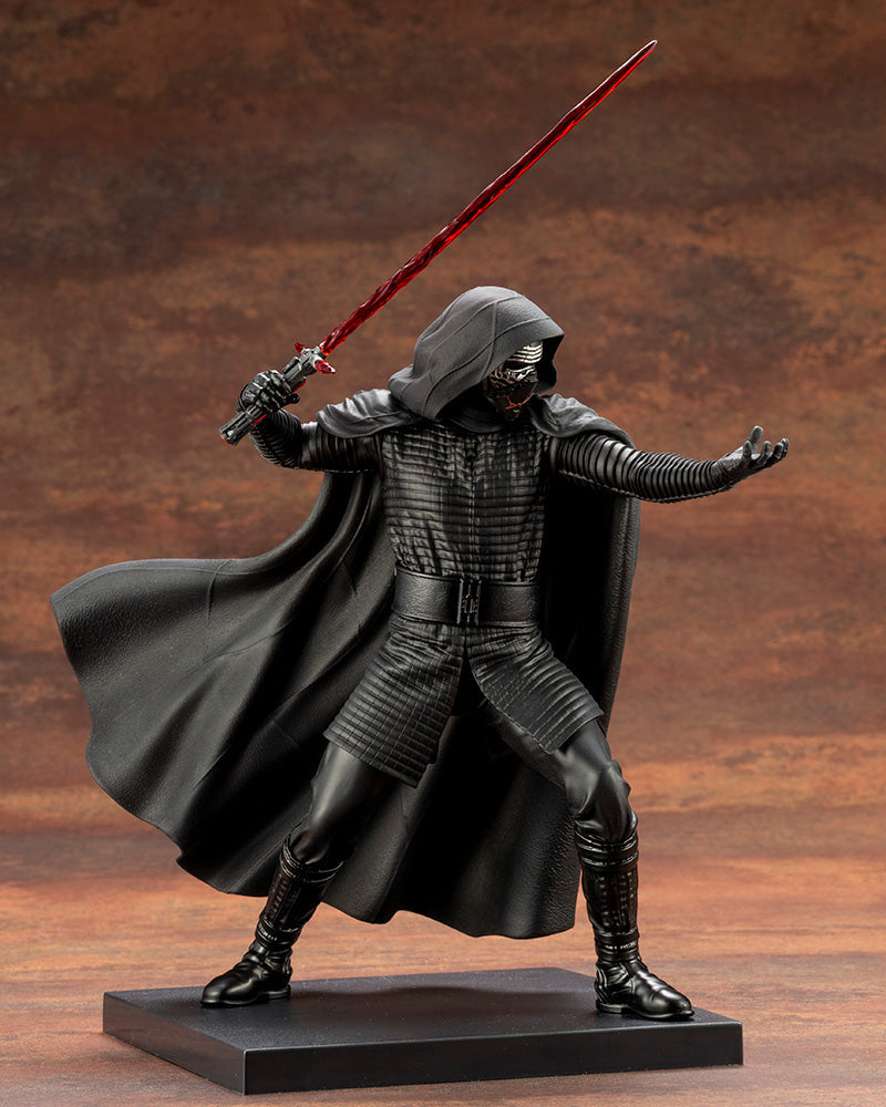 1/10 STAR WARS KYLO REN ARTFX+ STATUE