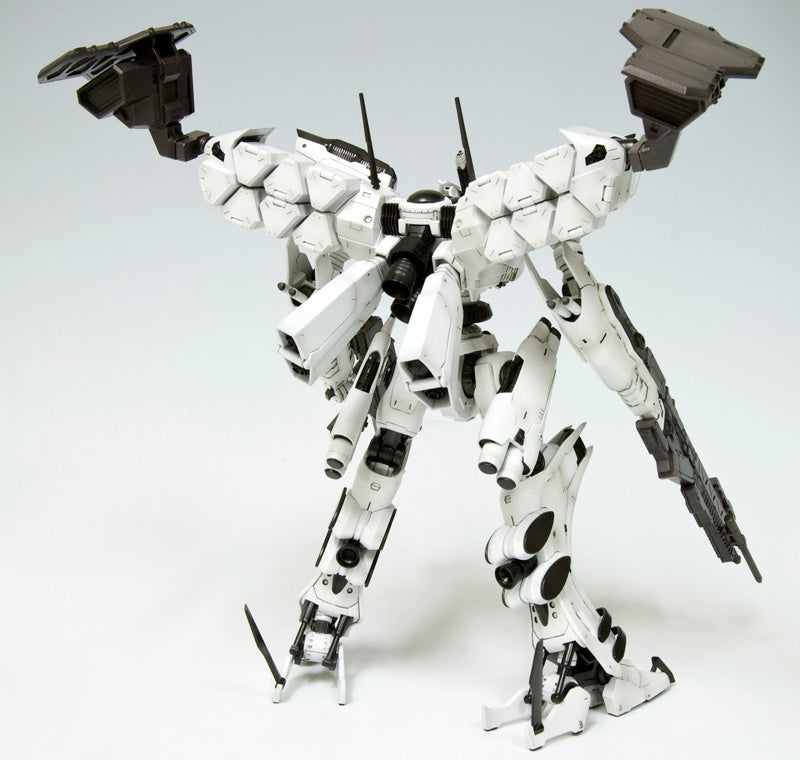 1/72 Armored Core Lineark White-Glint