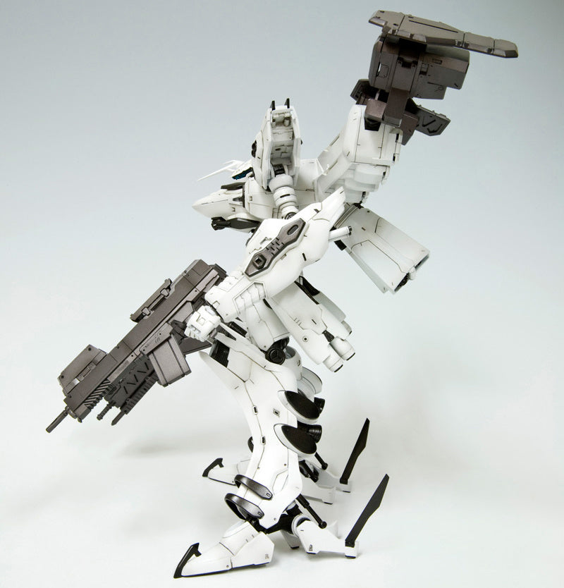 1/72 Armored Core Lineark White-Glint