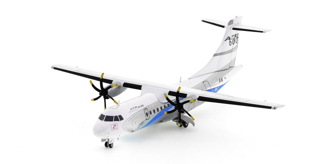 1/200 ATR ATR42-600 HOUSE LIVERY F-WWLY w/Stand