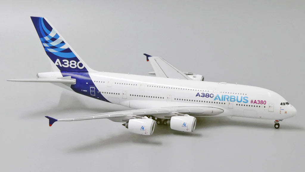 1/400 Airbus Industrie A380 F-WWDD "More Personal Space"