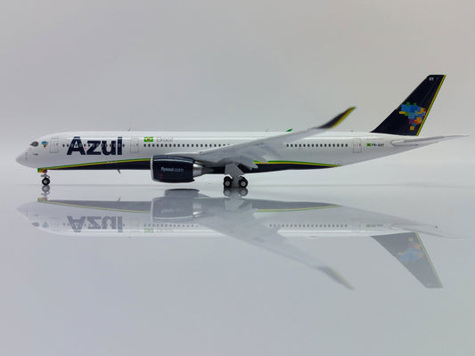 1/400 Azul A350-900 PR-AOY (Flaps Down)