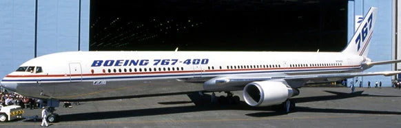 House Color B767-400ER N76400