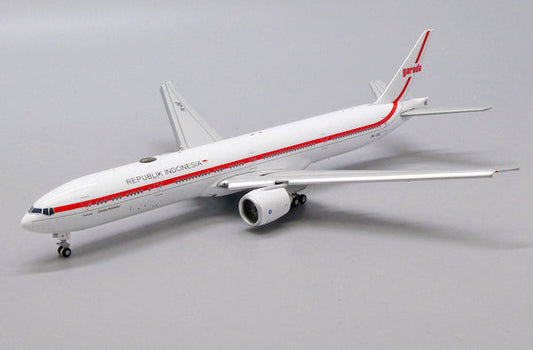 1/400 Garuda Indonesia Boeing 777-300ER PK-GIG  - Republik Indonesia -  FlapsDown