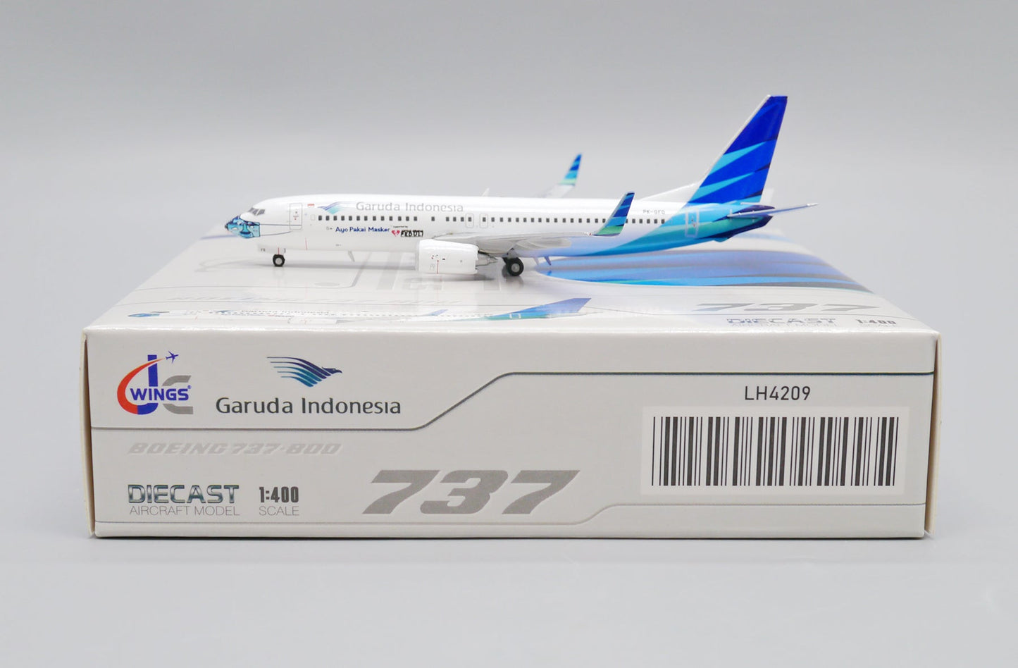 1/400 Garuda Indonesia B737-800 Ayo Pakai Masker (PK-GFQ)