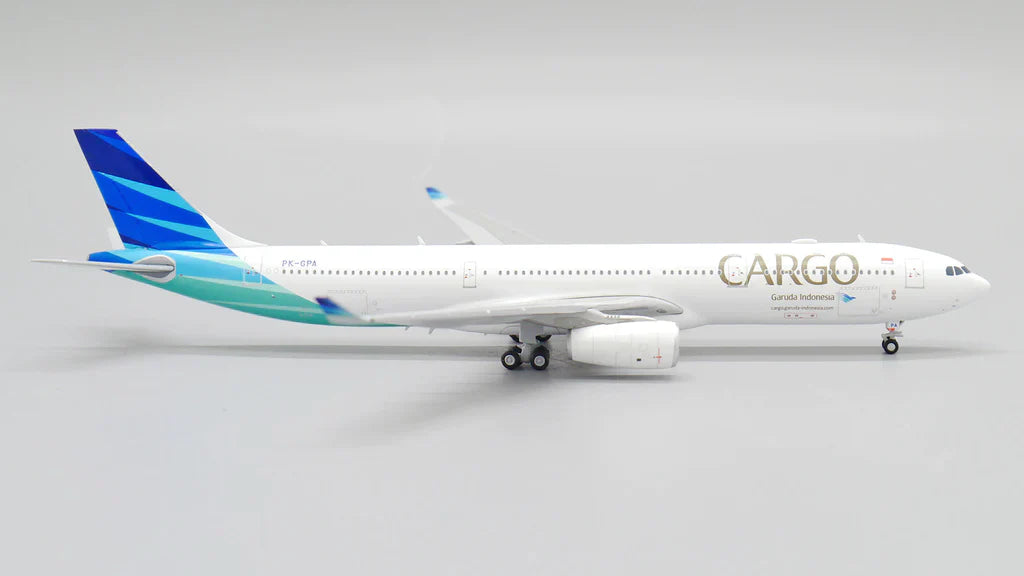 1/400 Garuda Indonesia Airbus A330-300 PK-GPA  Cargo Title?