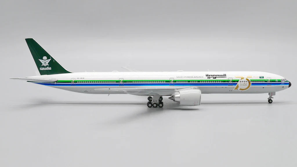 1/400 Saudi Arabian Airlines B777-300ER HZ-AK28  Retro Livery?