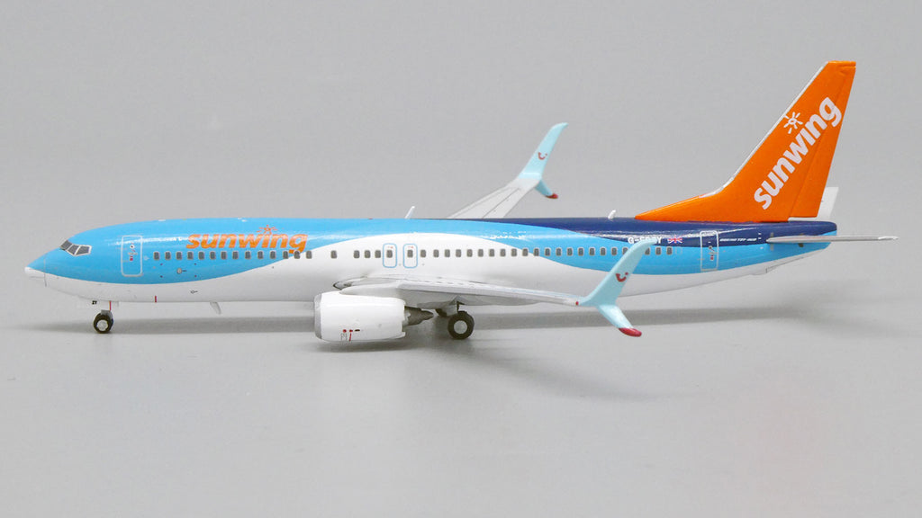 1/400 Sunwing Airlines B737-800 G-FDZY