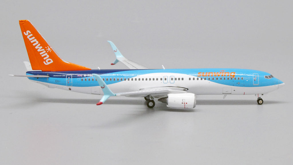 1/400 Sunwing Airlines B737-800 G-FDZY