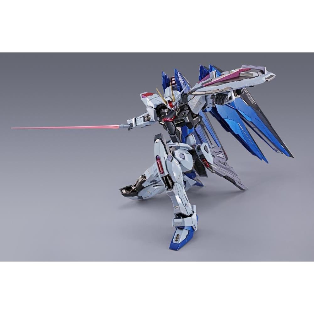 Metal Build Freedom Gundam Concept 2