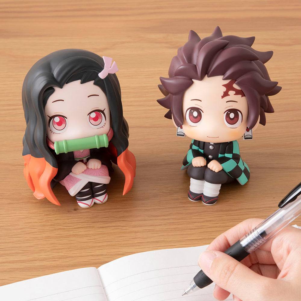 LOOK UP SERIES Demon Slayer TANJIRO and NEZUKO SET [with gift]