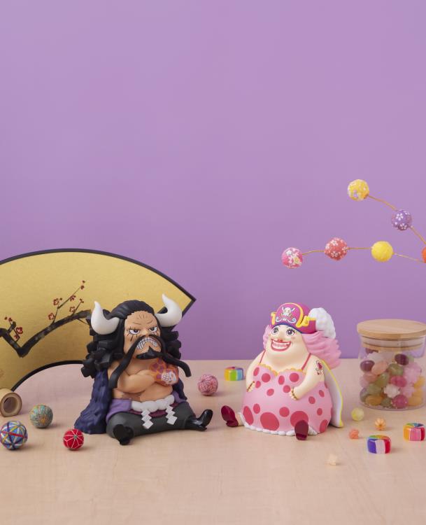 Lookup ONE PIECE Kaido the Beast & Big Mom Set (with gourd & semla)