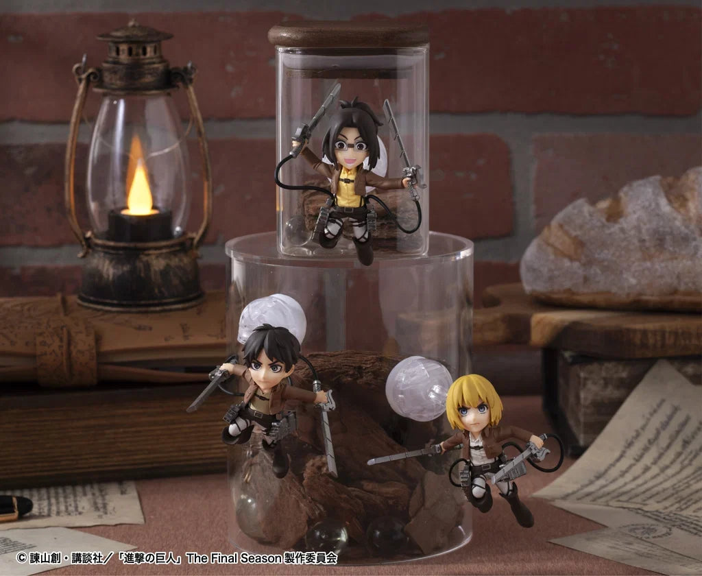 Tobimas Attack on Titan Set with Gift