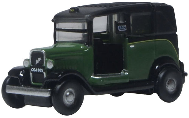 1/148 Austin Low Loader Taxi Green