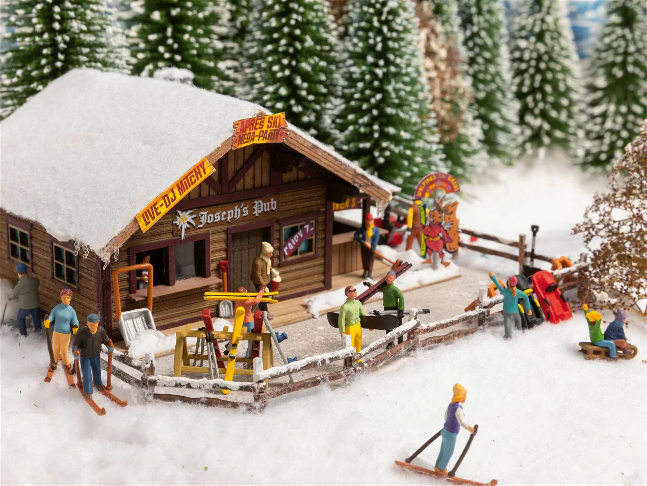 HO Themed Figures Set Winter’s Day