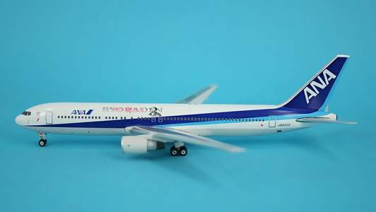 1/400 B767-300 ANA 'Ryoma Jet' #JA8322