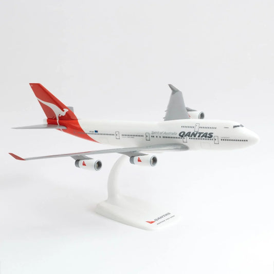 1/250 QANTAS B747-400 Old Livery