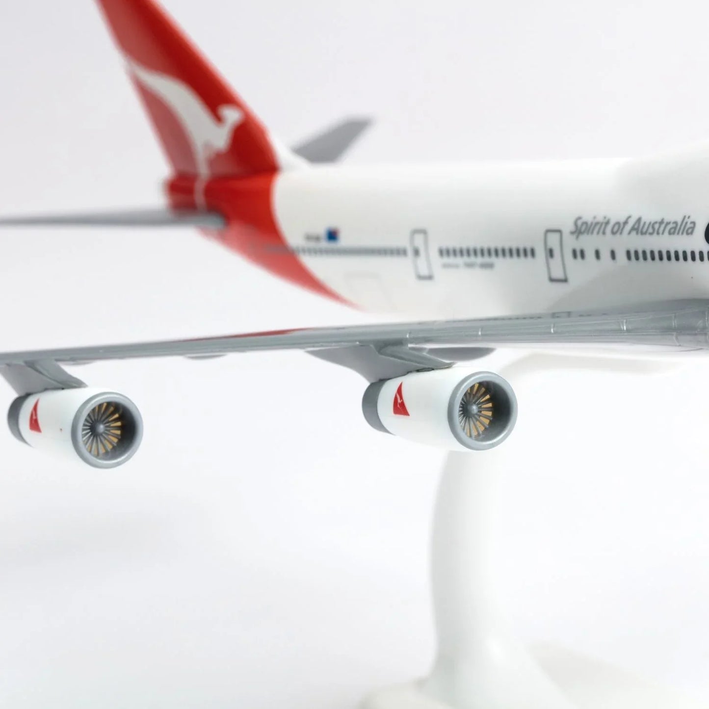 1/250 QANTAS B747-400 Old Livery